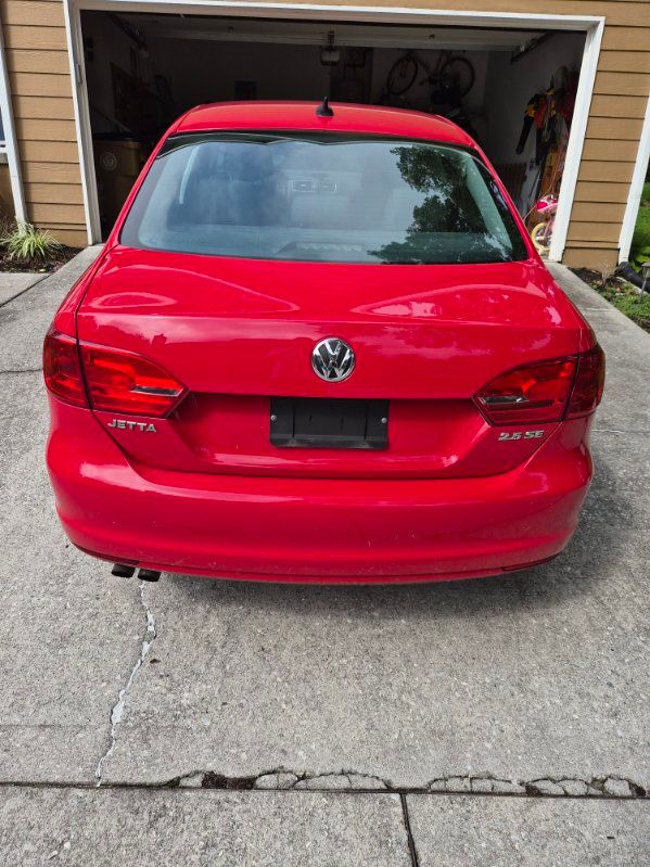 Used 2012 Volkswagen Jetta SE FWD image 5