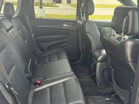 Used 2015 Jeep Grand Cherokee Limited RWD image 11