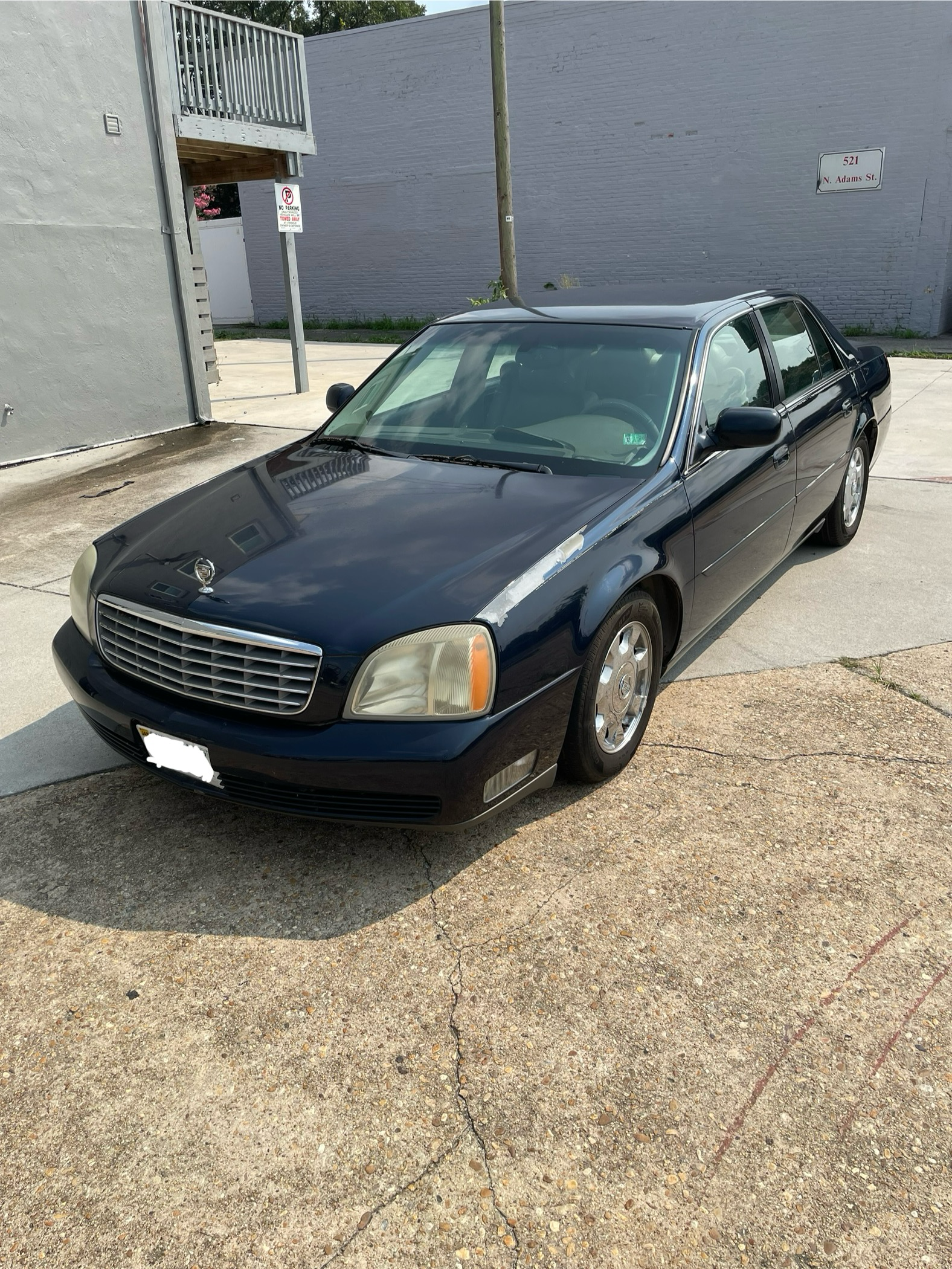 Used 2004 Cadillac De Ville w/ Equipment Group FWD image 5