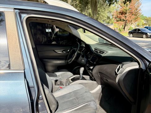 Used 2015 Nissan Rogue SL w/ SL Premium Package FWD image 17