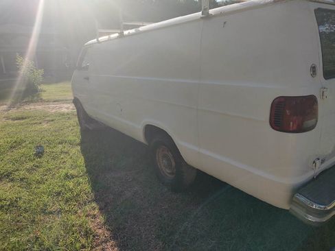 Used 2003 Dodge B3500 RWD image 24