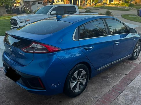 Used 2017 Hyundai Ioniq Limited w/ Limited Ultimate Package 02 FWD image 8