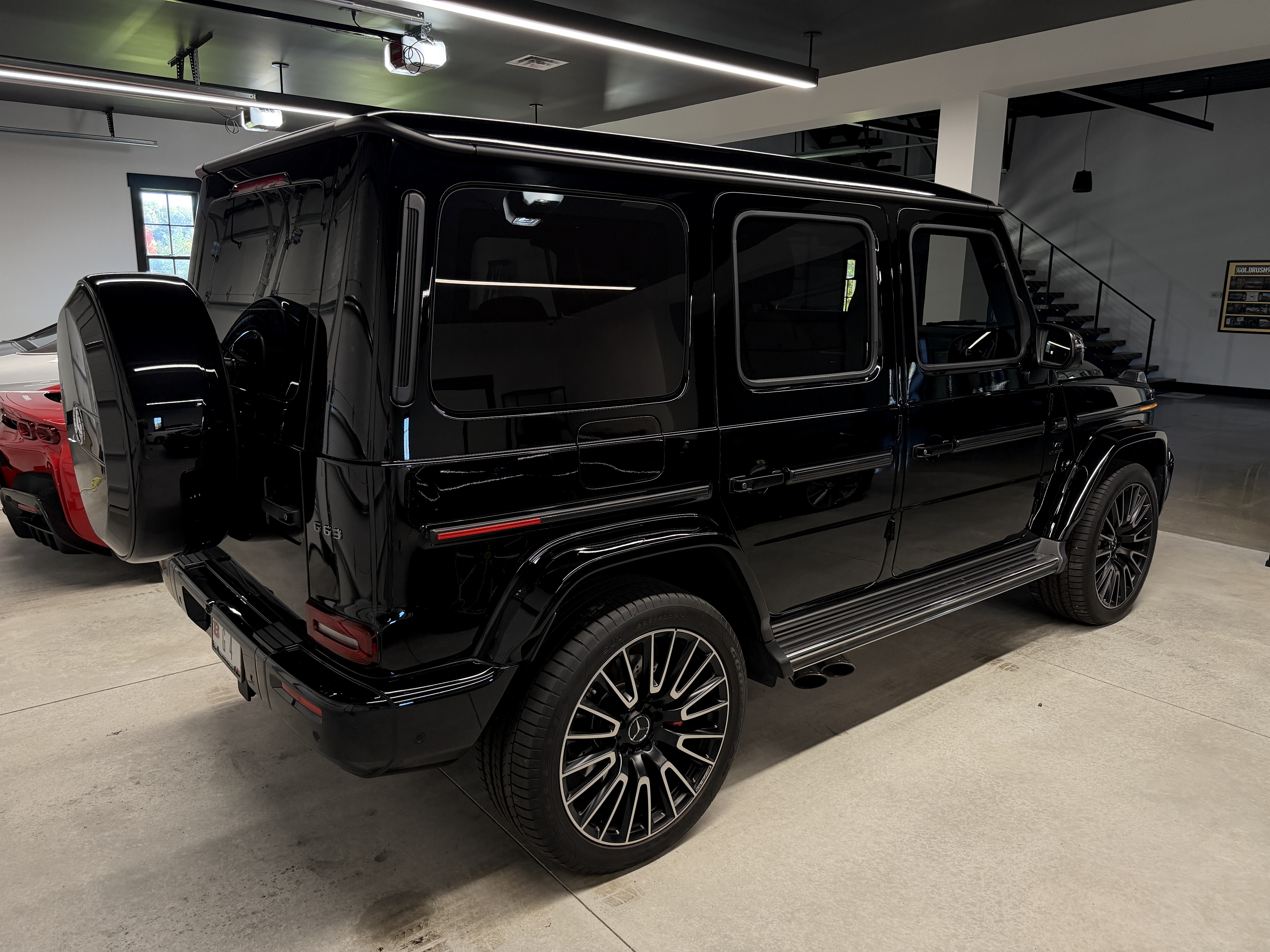Used 2025 Mercedes-Benz G 63 AMG 4MATIC image 4