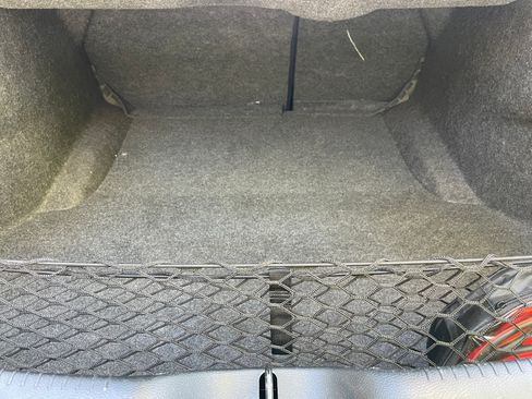 Used 2017 Chrysler 300 Limited w/ Value Package image 14