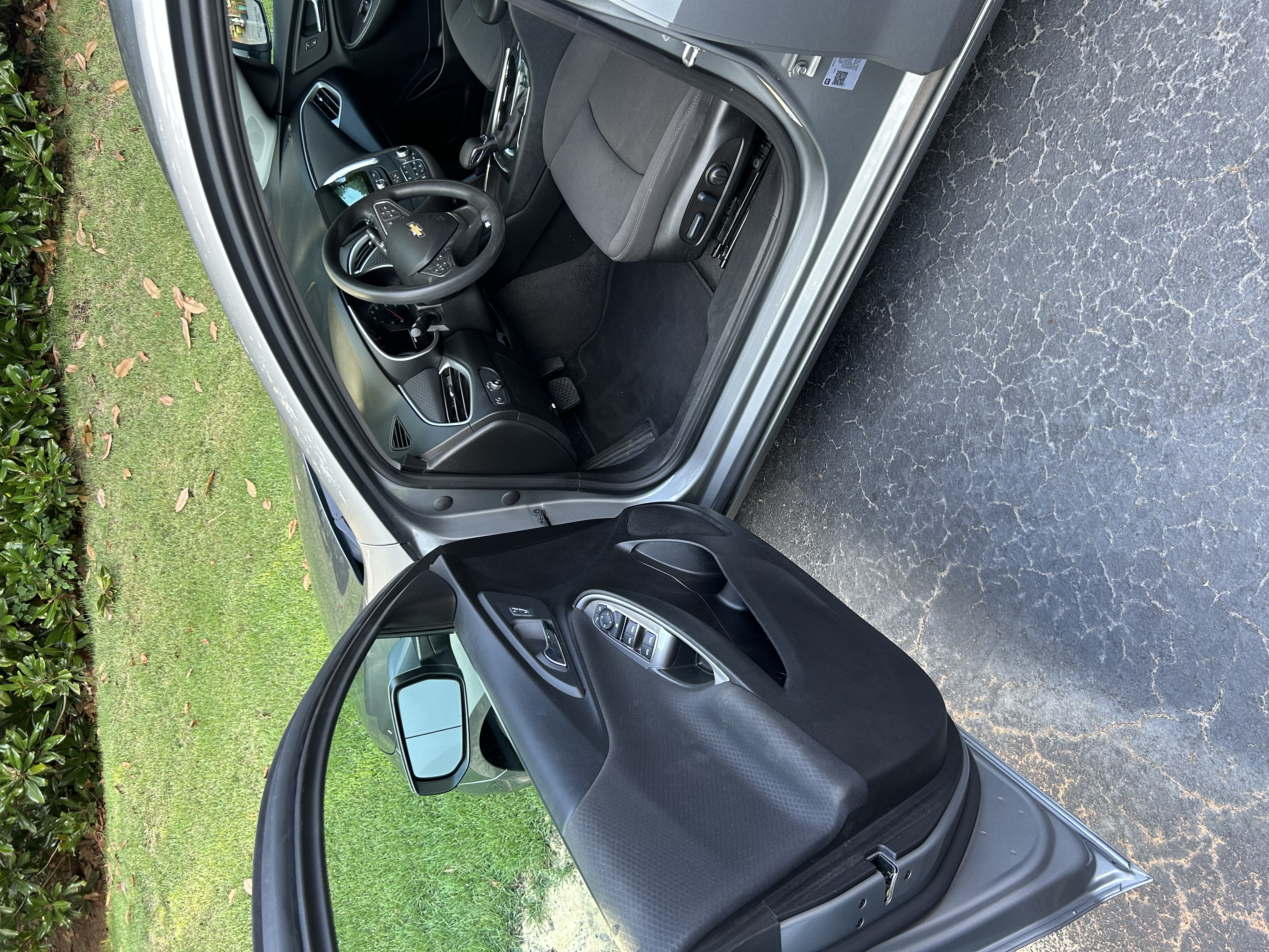Used 2023 Chevrolet Malibu LT FWD image 11