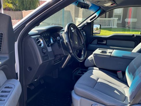 Used 2014 Ford F150 XLT w/ Trailer Tow Package AWD/4WD image 12
