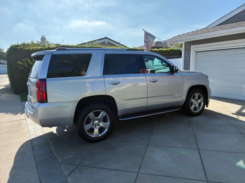 Used 2018 Chevrolet Tahoe Premier RWD image 4