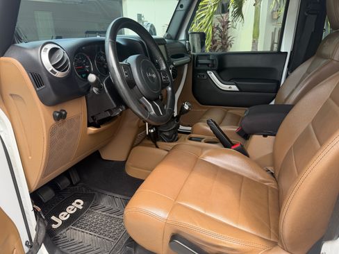 Used 2012 Jeep Wrangler Sahara AWD/4WD image 24