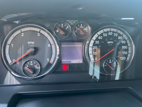 Used 2012 RAM 3500 Laramie w/ Cold Weather Group AWD/4WD image 14
