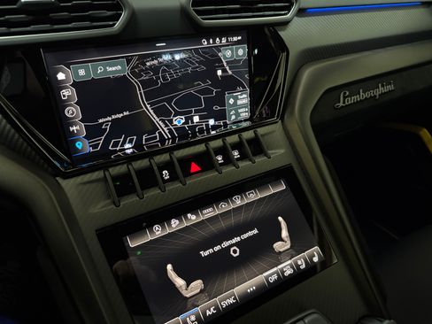 Used 2024 Lamborghini Urus Performante image 26