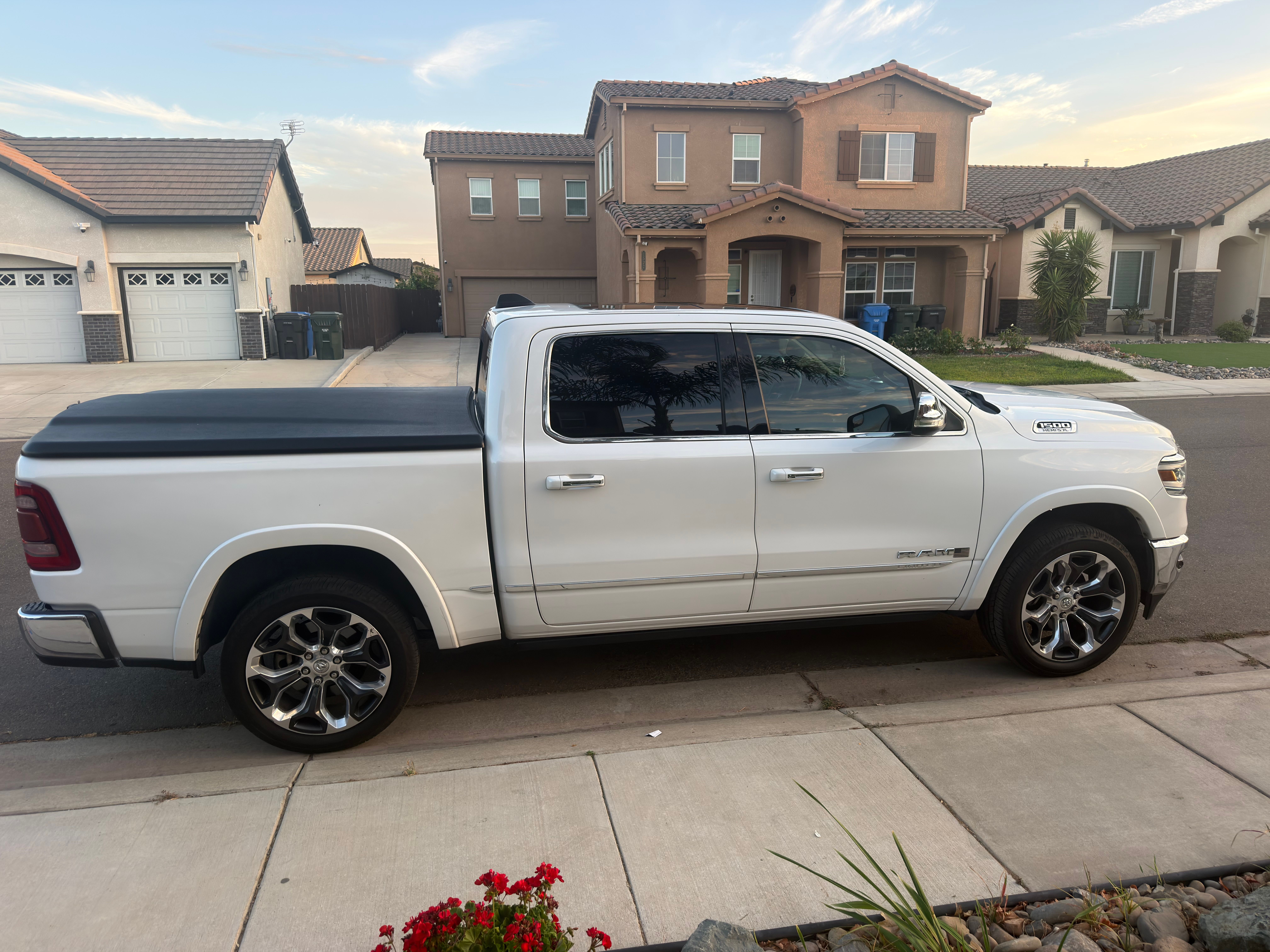 Used 2020 RAM 1500 Limited AWD/4WD image 5