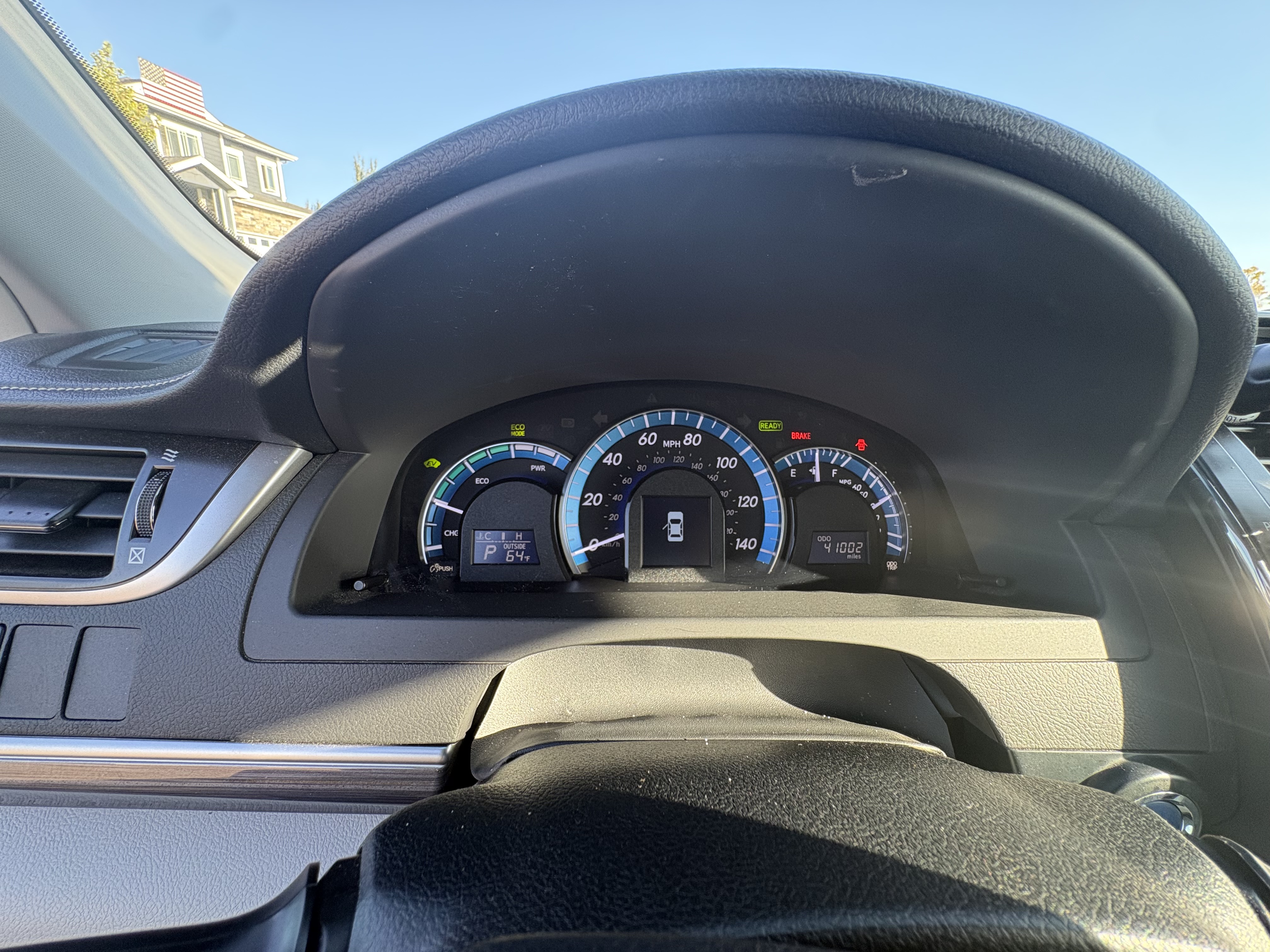 Used 2012 Toyota Camry LE FWD image 9