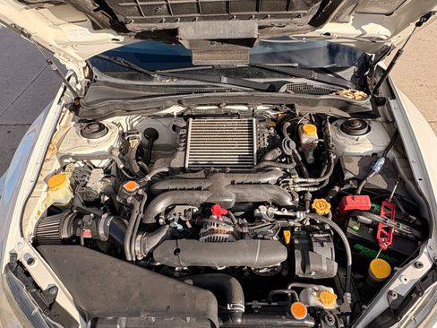 Used 2014 Subaru Impreza WRX Hatchback image 4