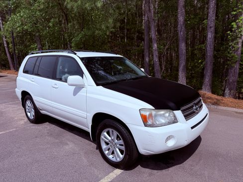 Used 2006 Toyota Highlander 2WD Hybrid image 1