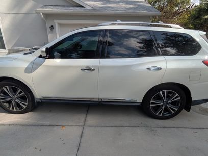 Used 2017 Nissan Pathfinder Platinum