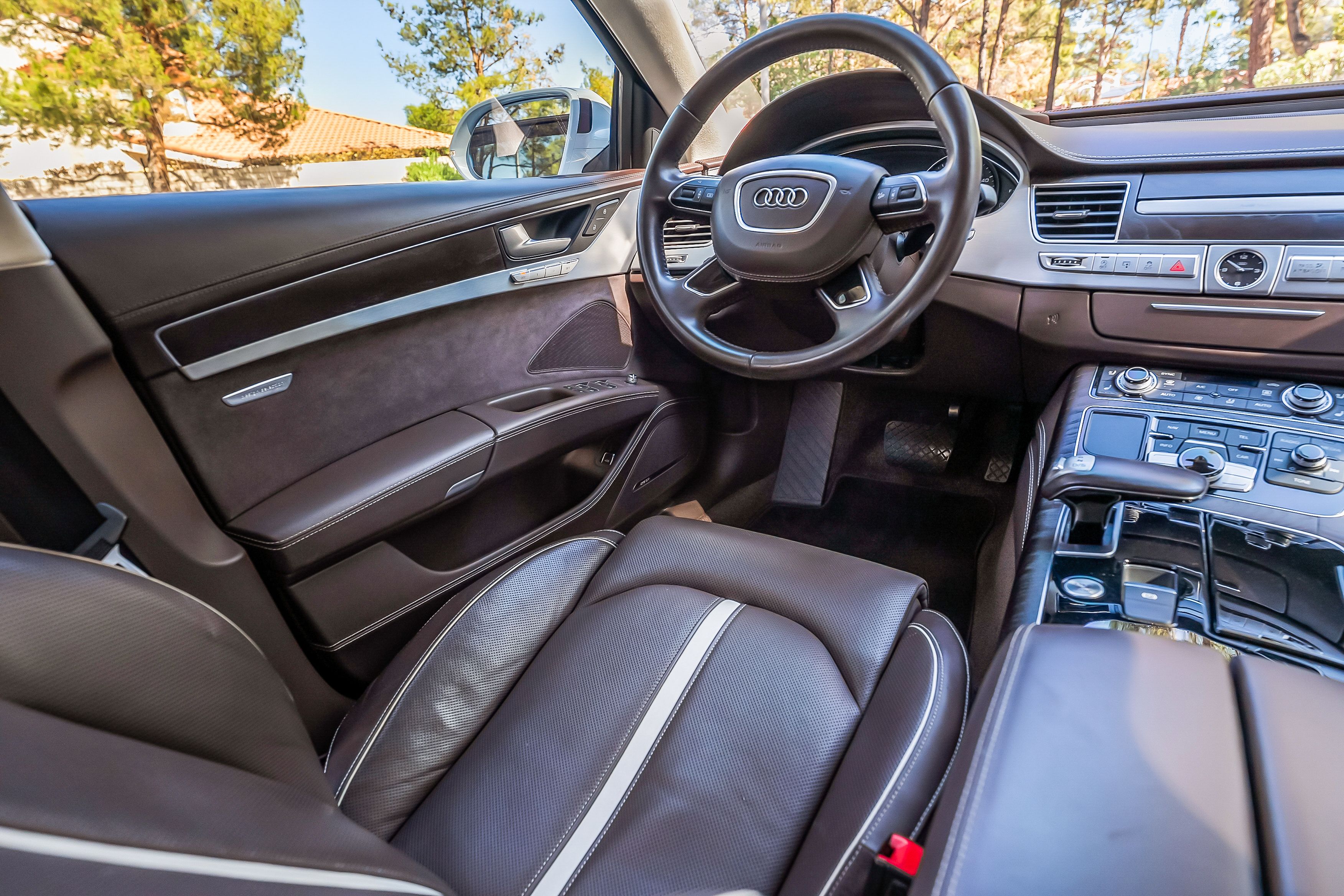 Used 2016 Audi A8 L 4.0T AWD/4WD image 8