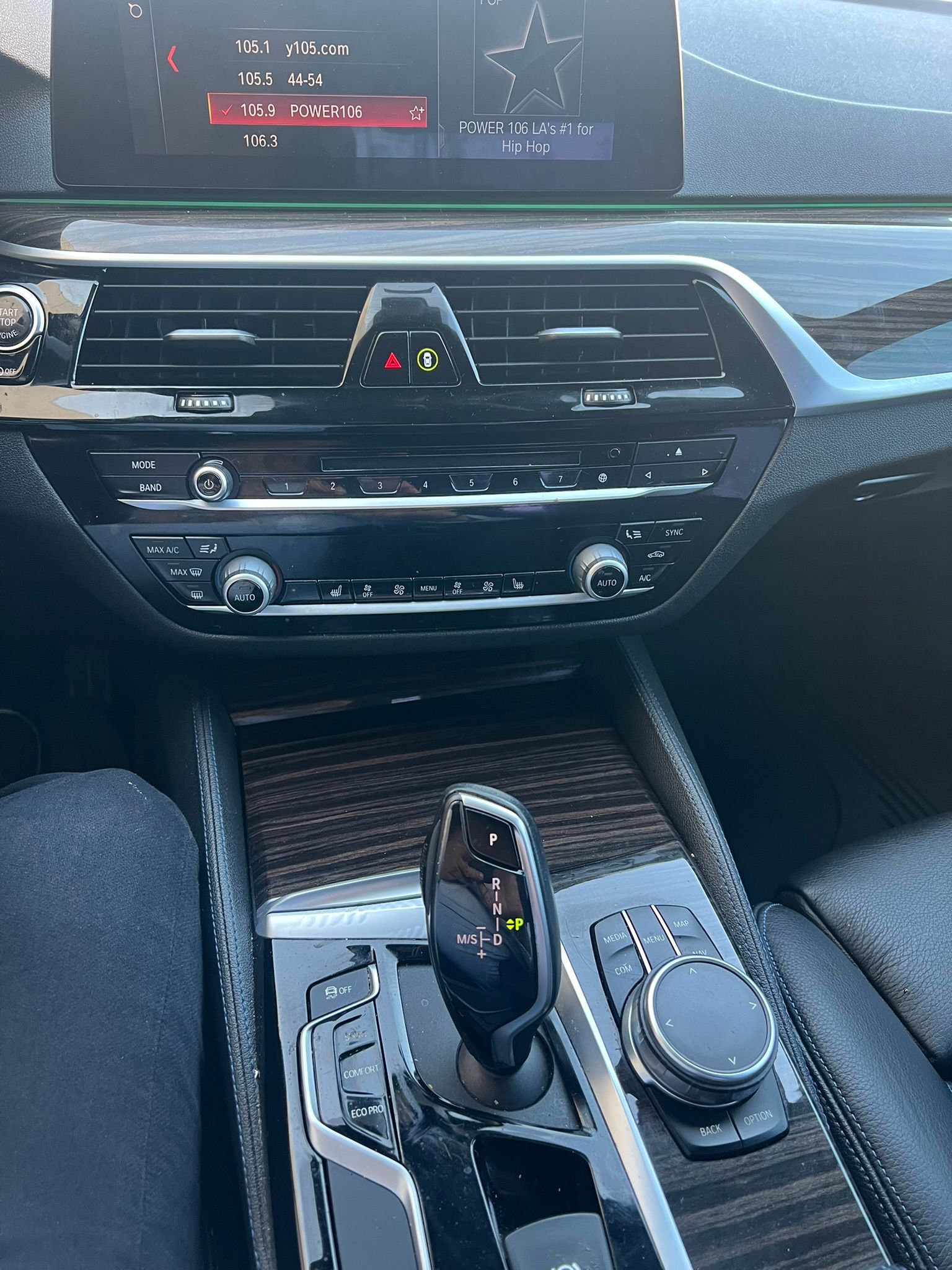 Used 2019 BMW 530i w/ M Sport Package RWD image 12