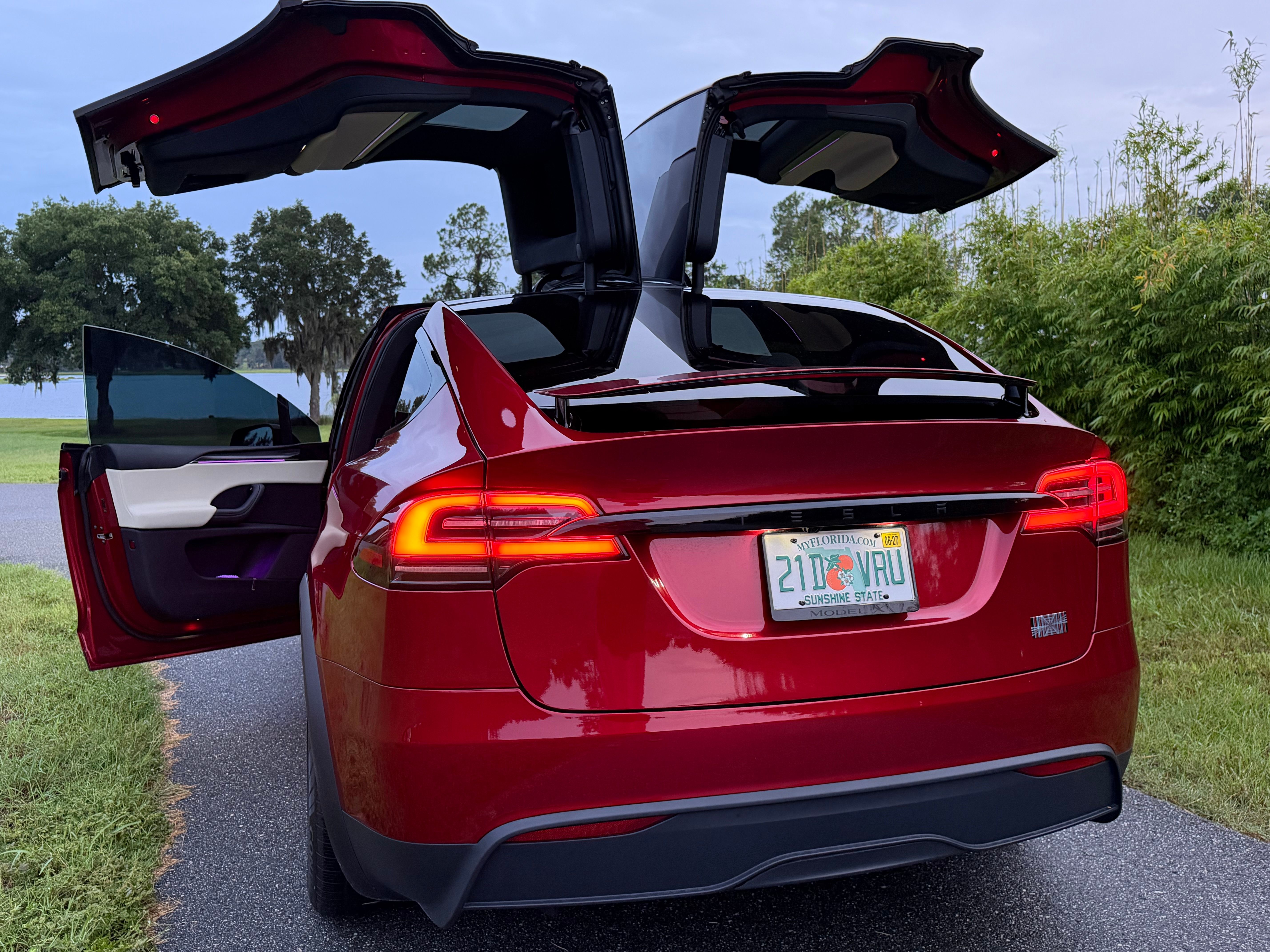 Used 2026 Tesla Model X Plaid AWD/4WD image 1