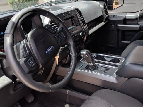 Used 2017 Ford F150 XLT w/ Equipment Group 301A Mid image 6