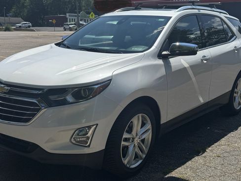 Used 2018 Chevrolet Equinox Premier AWD/4WD image 6