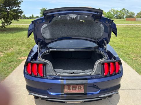 Used 2019 Ford Mustang Premium w/ Ecoboost Performance Package RWD image 9