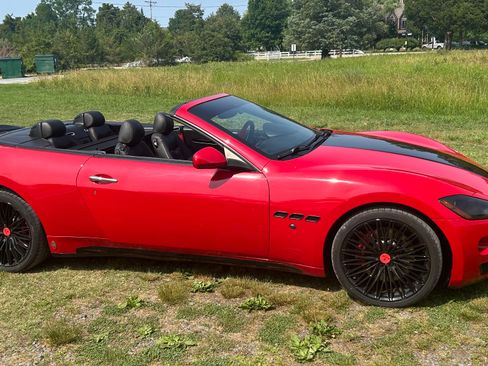 Used 2011 Maserati GranTurismo Convertible image 10