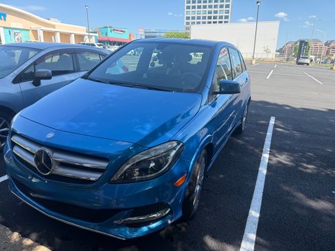 Used 2014 Mercedes-Benz B 250e image 1