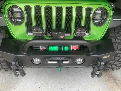 Used 2018 Jeep Wrangler Rubicon w/ Steel Bumper Group image 9