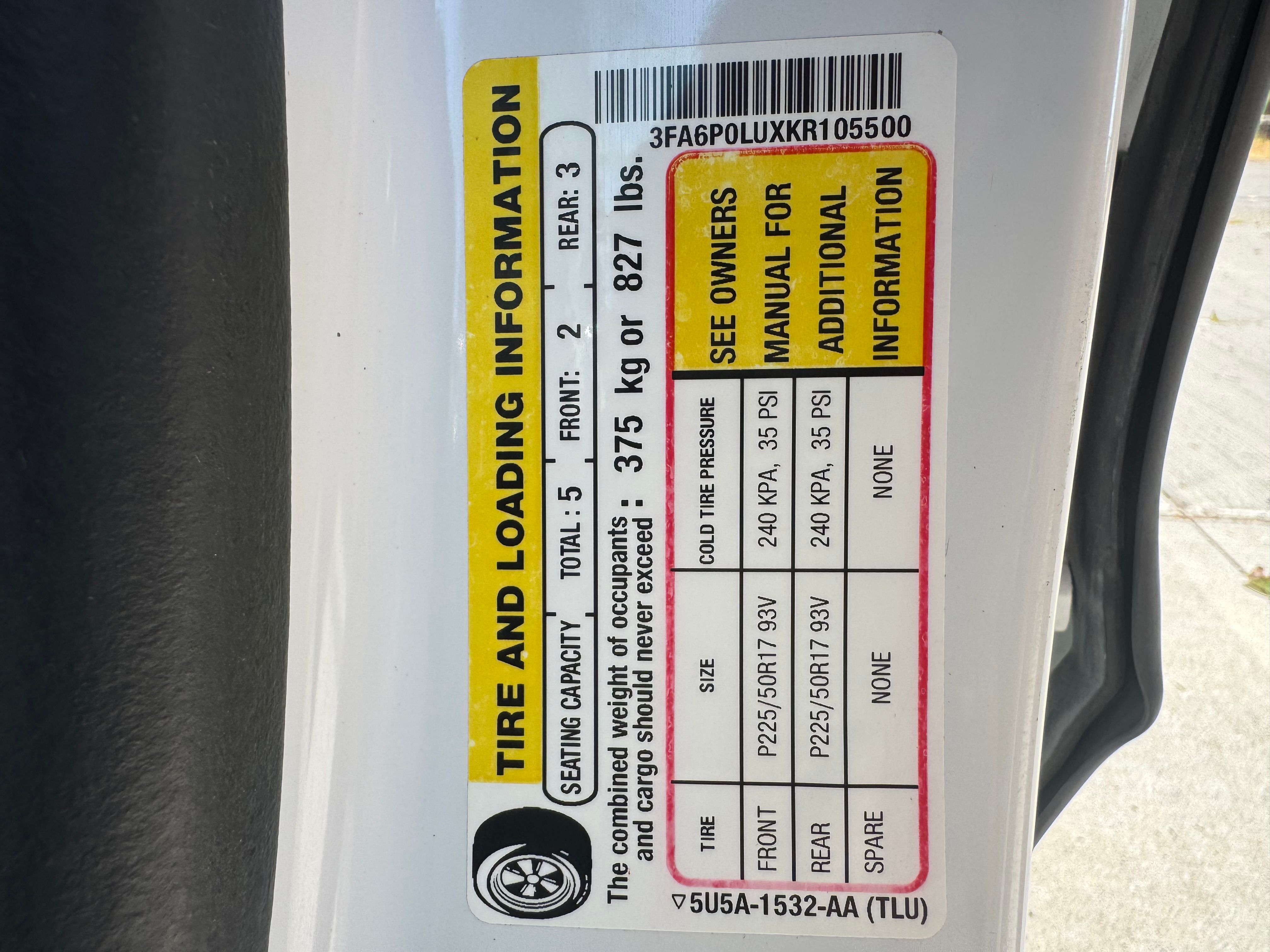 Used 2019 Ford Fusion SE FWD image 23