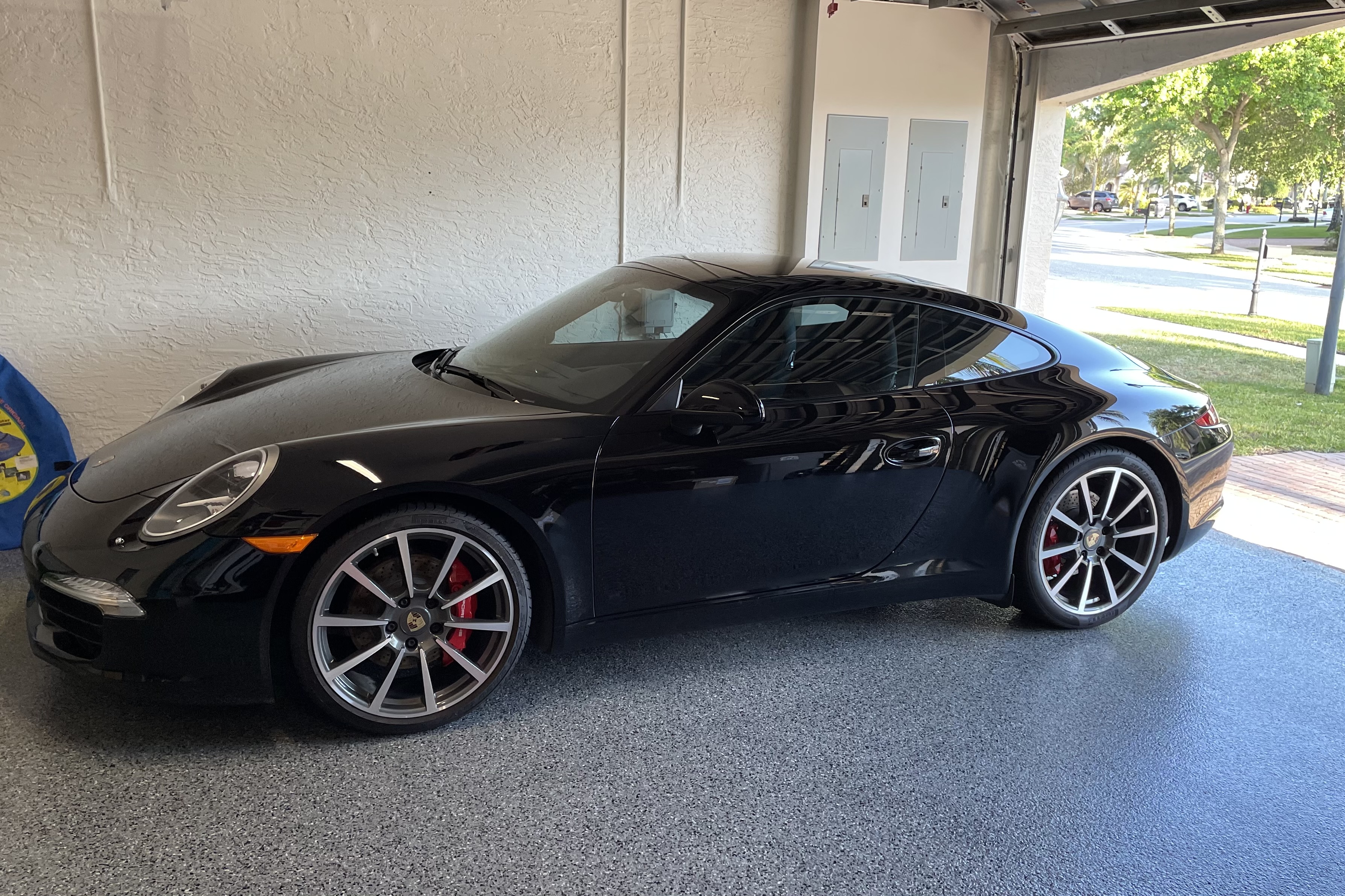 Used 2012 Porsche 911 Carrera S RWD image 1