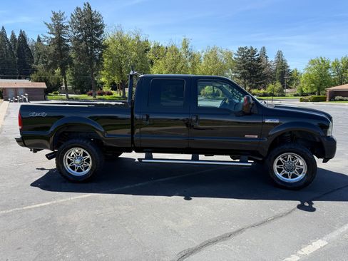 Used 2006 Ford F350 XLT image 5