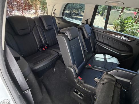 Used 2014 Mercedes-Benz GL 450 4MATIC image 10