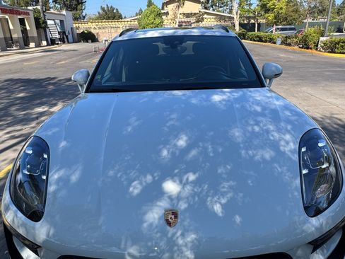 Used 2018 Porsche Macan GTS AWD/4WD image 2
