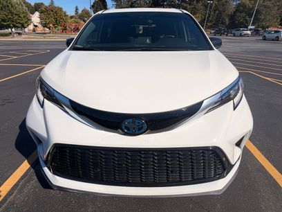 Used 2023 Toyota Sienna XSE