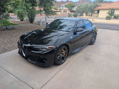 Used 2021 Alfa Romeo Giulia Quadrifoglio RWD image 8