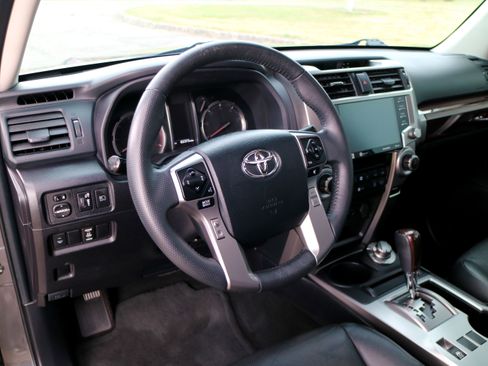 Used 2021 Toyota 4Runner Limited image 16