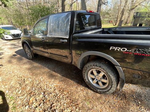 Used 2010 Nissan Titan PRO-4X w/ Pro-4x Premium Utility Pkg image 5