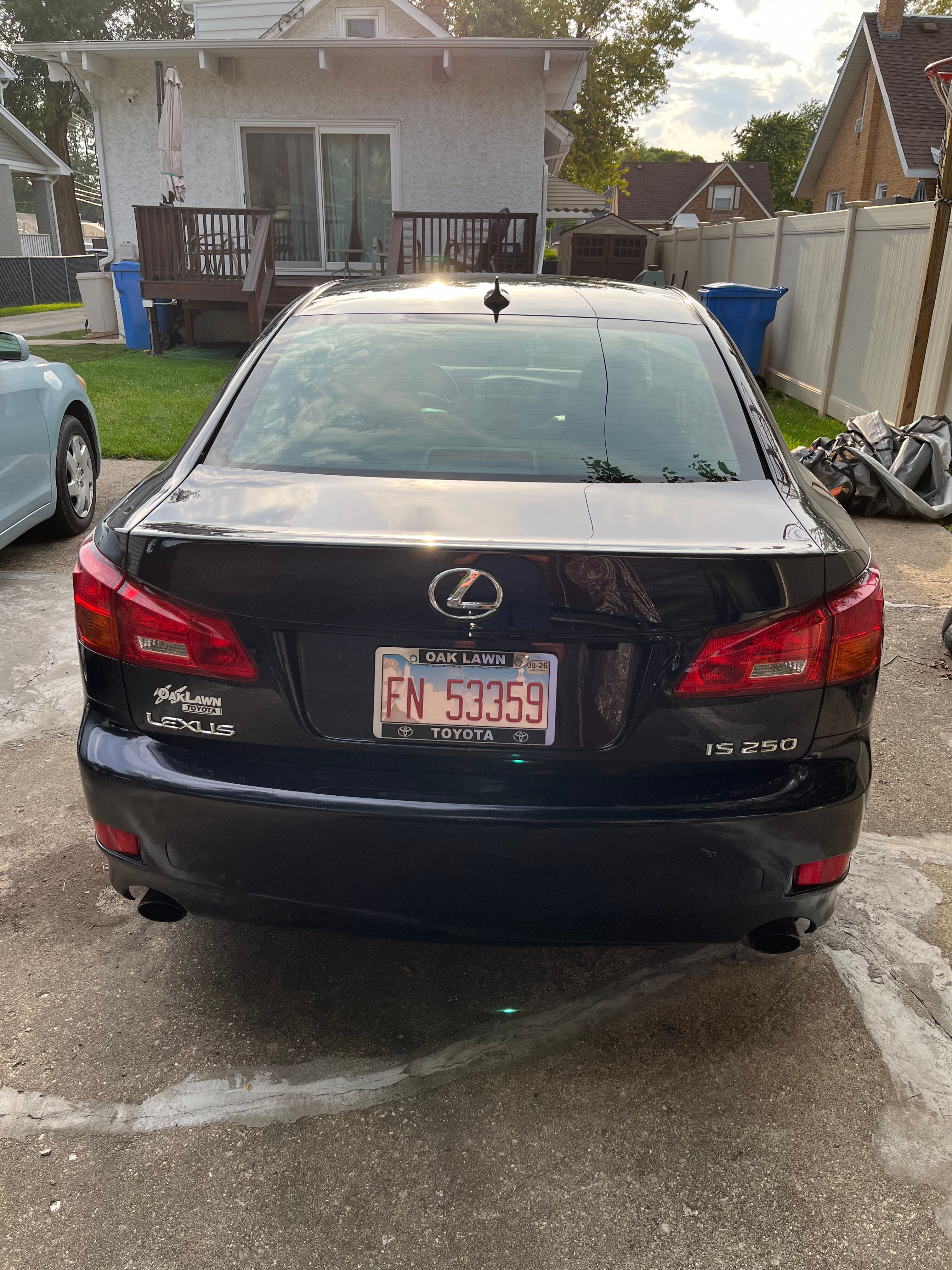Used 2008 Lexus IS 250 w/ Preferred Accessory Pkg RWD image 5