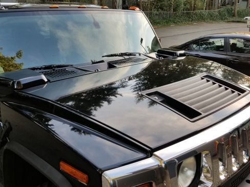 Used 2003 HUMMER H2 w/ Preferred Equipment Group image 4