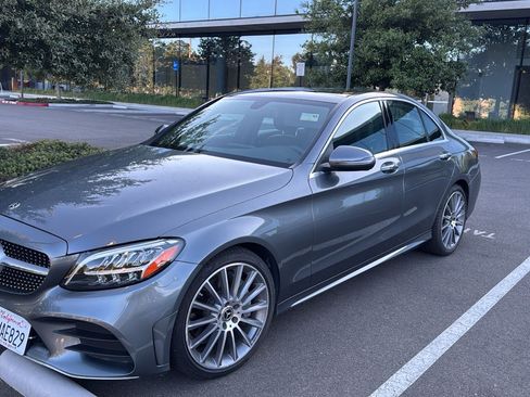 Used 2019 Mercedes-Benz C 300 Sedan image 5