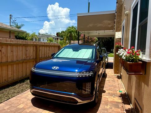 Used 2026 Hyundai Ioniq 9 Calligraphy image 5