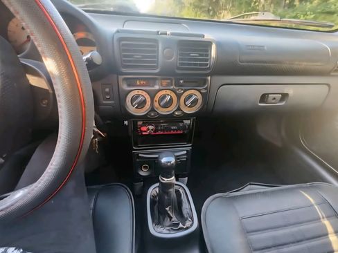 Used 2002 Toyota MR2 image 12