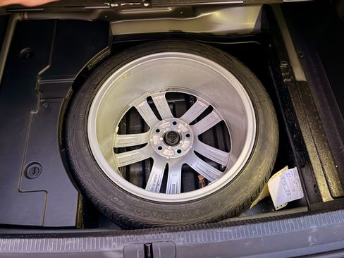 Used 2013 Volkswagen CC Lux FWD image 6