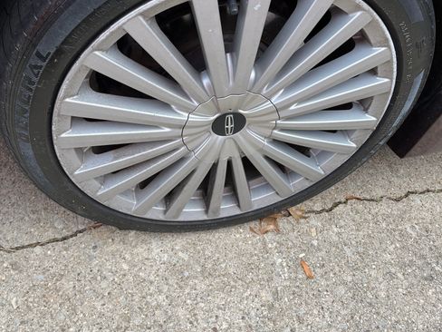 Used 2017 Lincoln MKZ Reserve w/ Climate Package image 31