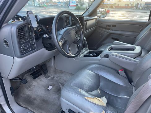Used 2004 GMC Yukon SLT w/ 1SD Preferred Equipment Group image 12