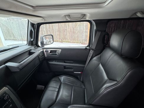 Used 2008 HUMMER H2 image 12