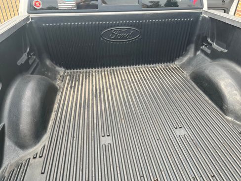 Used 2012 Ford F150 XLT w/ XLT Chrome Pkg image 13