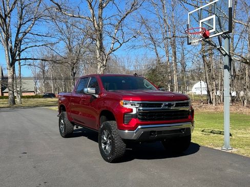Used 2023 Chevrolet Silverado 1500 LT image 4