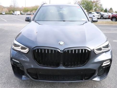 Used 2021 BMW X5 sDrive40i w/ M Sport Package image 1