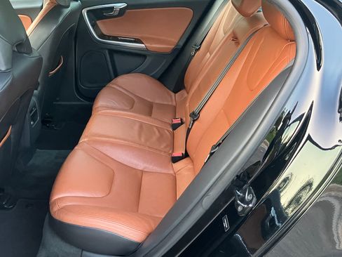 Used 2013 Volvo S60 T5 image 12